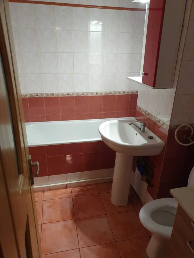 Mobilat si utilat la etajul 3 in Lipovei - foto 12