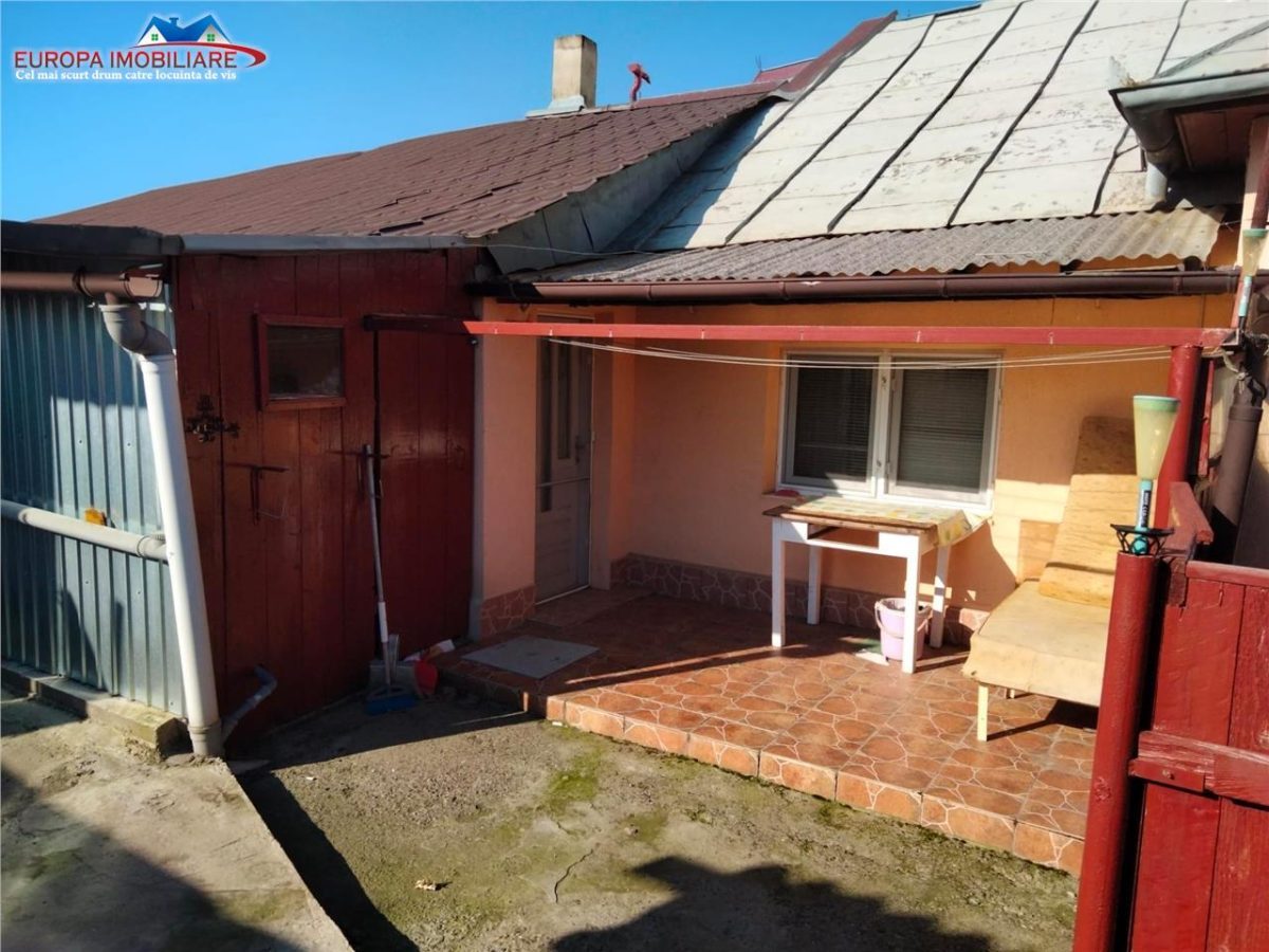 Casa de vanzare zona centrala Tulcea - foto 8