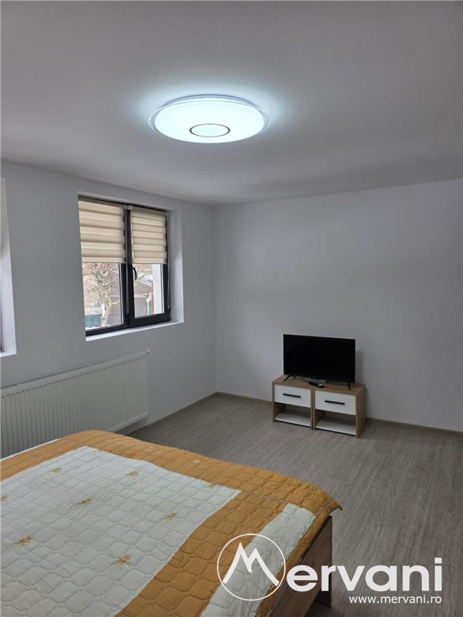 Vila de vanzare cu 6 camere in Sinaia - foto 25