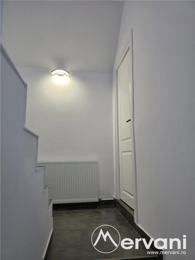 Vila de vanzare cu 6 camere in Sinaia - foto 7