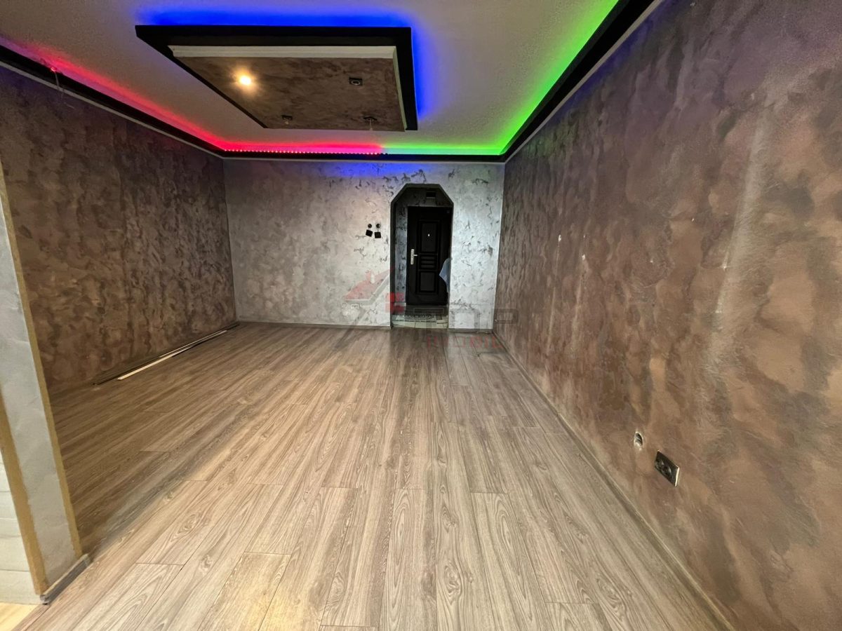 Vanzare apartament cu o camera - Podul de Piatra - foto 2