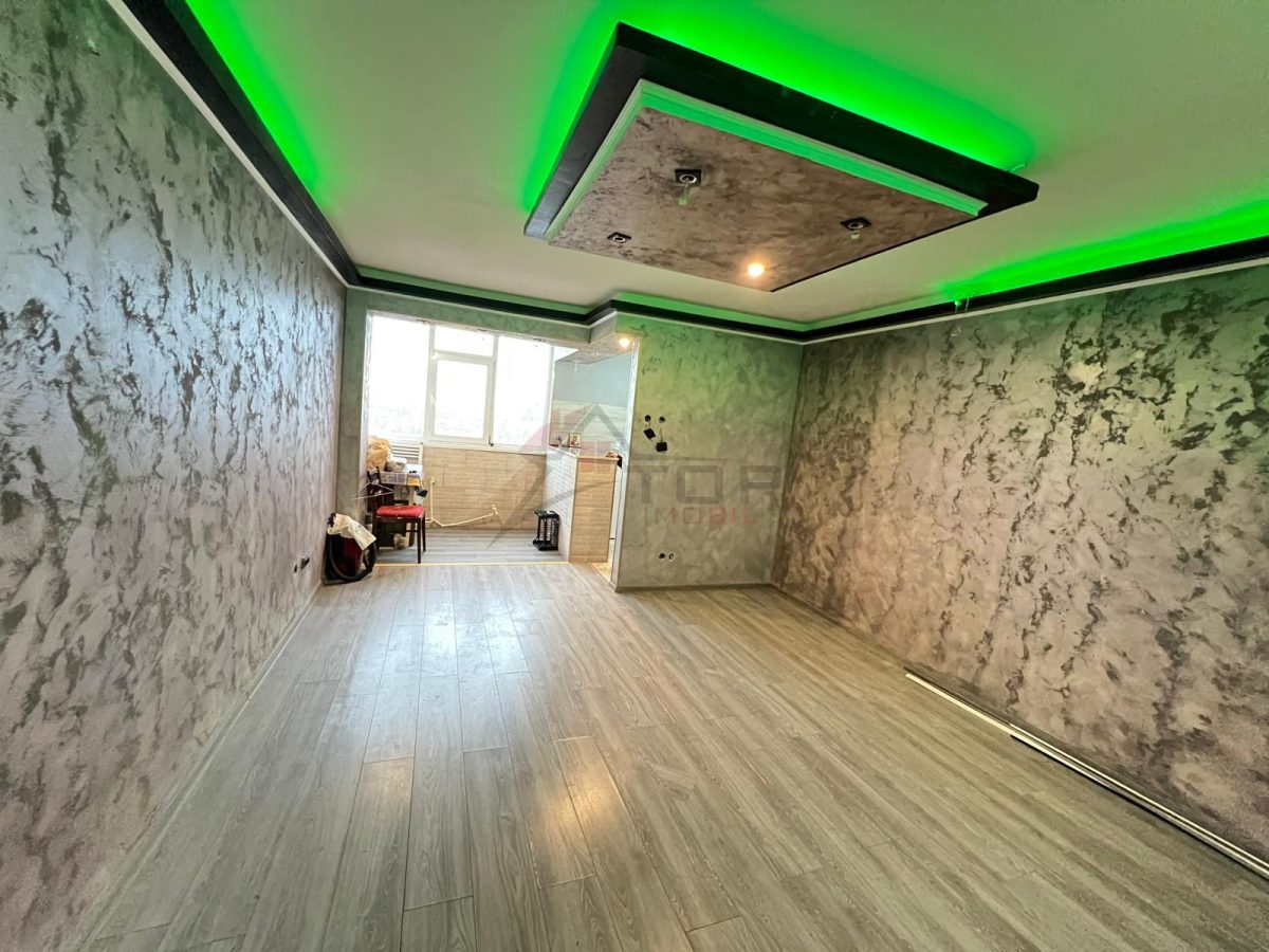 Vanzare apartament cu o camera - Podul de Piatra - foto 3