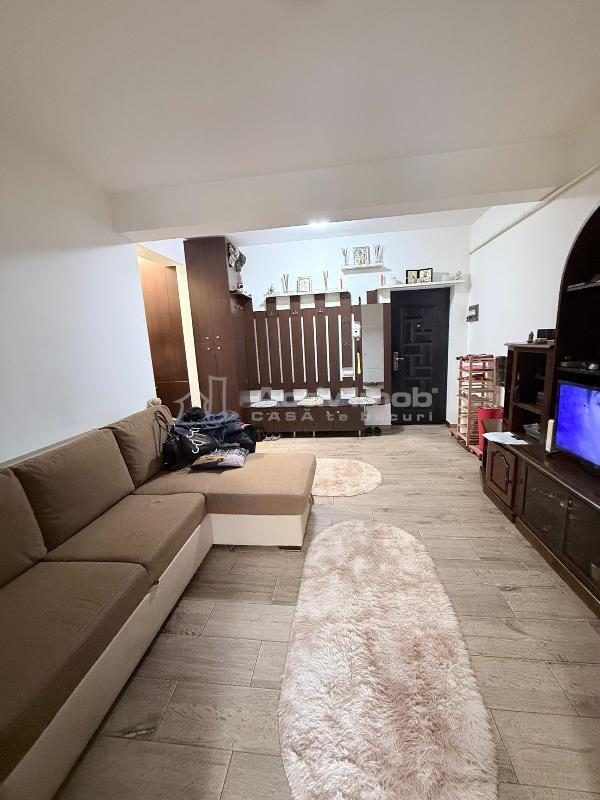 Vanzare - 2 camere - Rahova - Alexandriei - Leroy Merlin - mobilat-utilat - 65900E- Comision 0 ! - foto 3