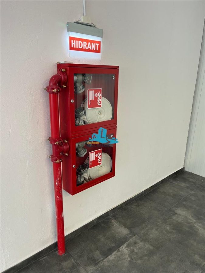 Vanzare centru comercial Otopeni, randament net 8%, constructie noua - foto 12