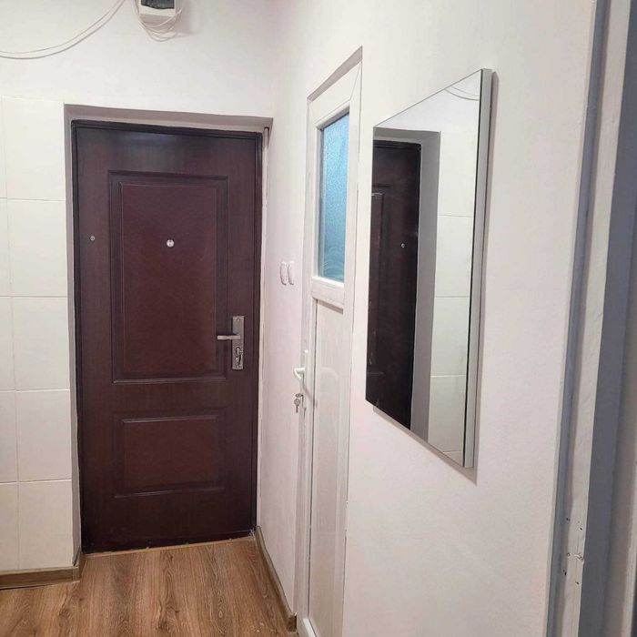 Garsoniera  renovata, mobilata, etaj 2, Tractorul, Brasov - foto 5