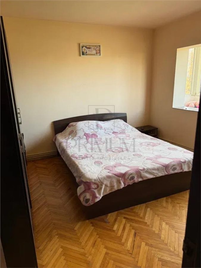 SOARELUI | 3 CAM | DECOMANDAT | 2 BAI | 2 BALCOANE | ANVELOPAT | CENTRALA | ET.3 - foto 7