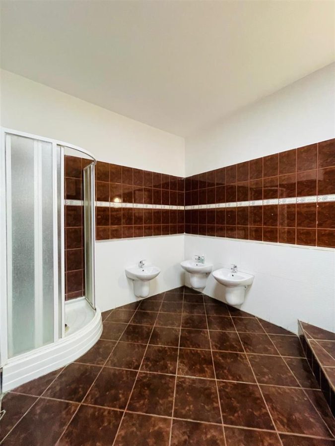 INCHIRIERE SPATII BIROURI IN ZONA  PRELUNGIREA GHENCEA SECTOR 5 - foto 20