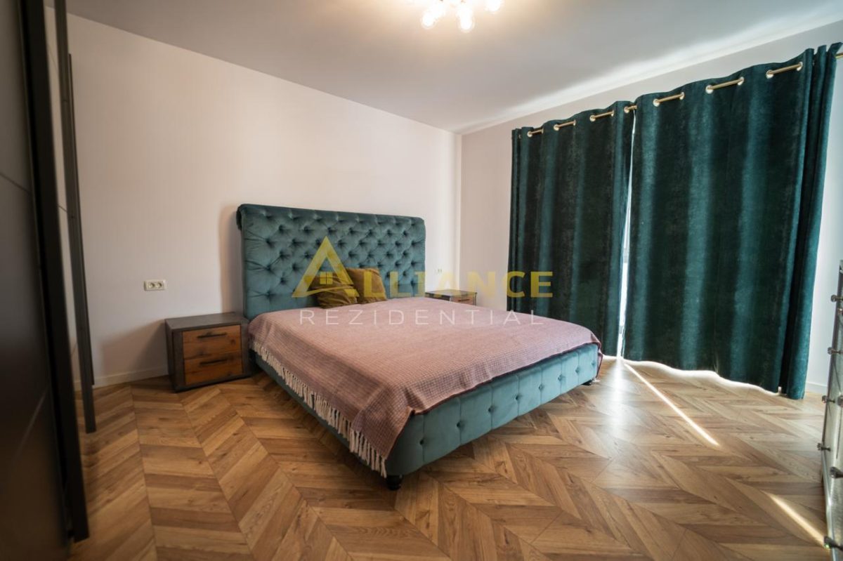 Mobilată/Utilată - Vila P+1E | 550mp teren | asfalt + strada privata - foto 18