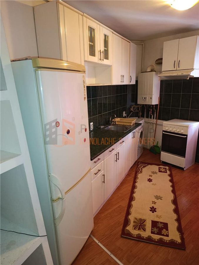 Garsoniera cf 1 decomandata zona Centru - foto 6