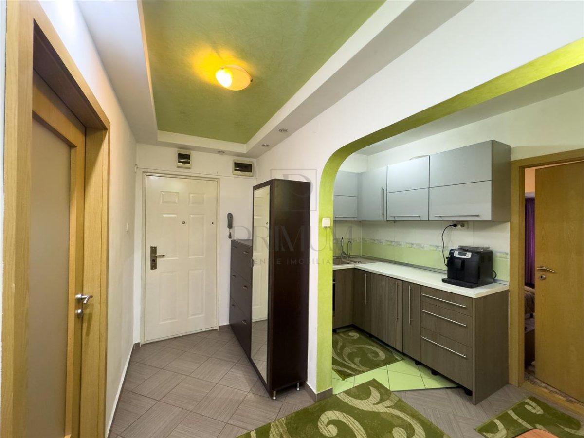 BUZIASULUI |3 CAM | DECOMANDAT | 2 BAI | 2 BALCOANE | ANVELOPAT | CENTRALA | PARTER INALT| - foto 5