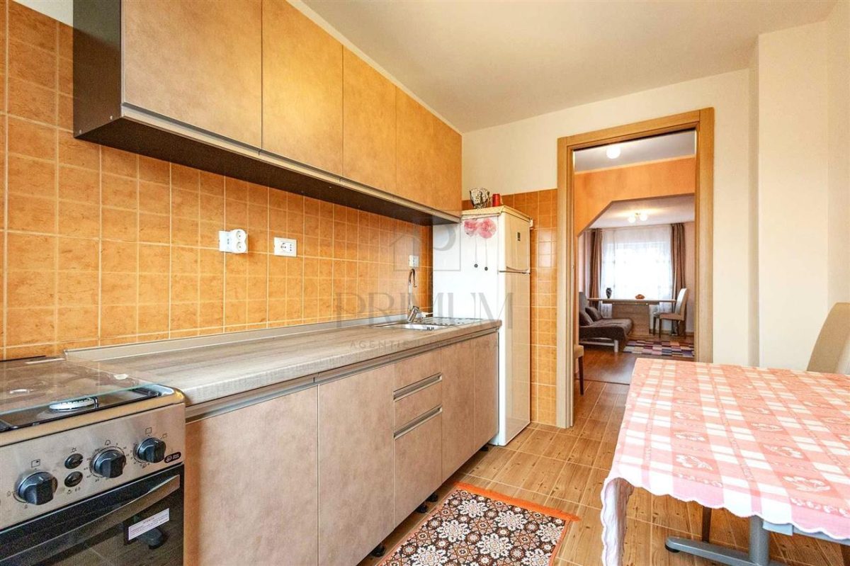 LIPOVEI | 3 CAM | ET.2 | DECOMANDAT | RENOVAT | 2 BALCOANE | CENTRALA || - foto 2