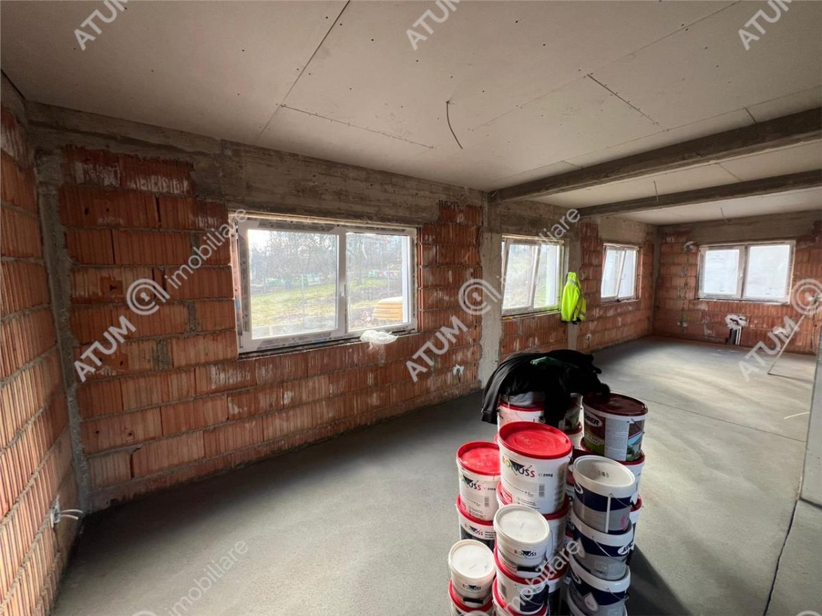 Casa individuala 4 camere 2 bai teren 300 mp zona Sura Mica Sibiu - foto 15