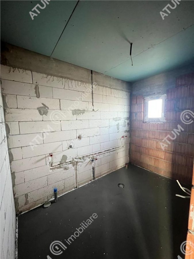 Casa individuala 4 camere 2 bai teren 300 mp zona Sura Mica Sibiu - foto 17