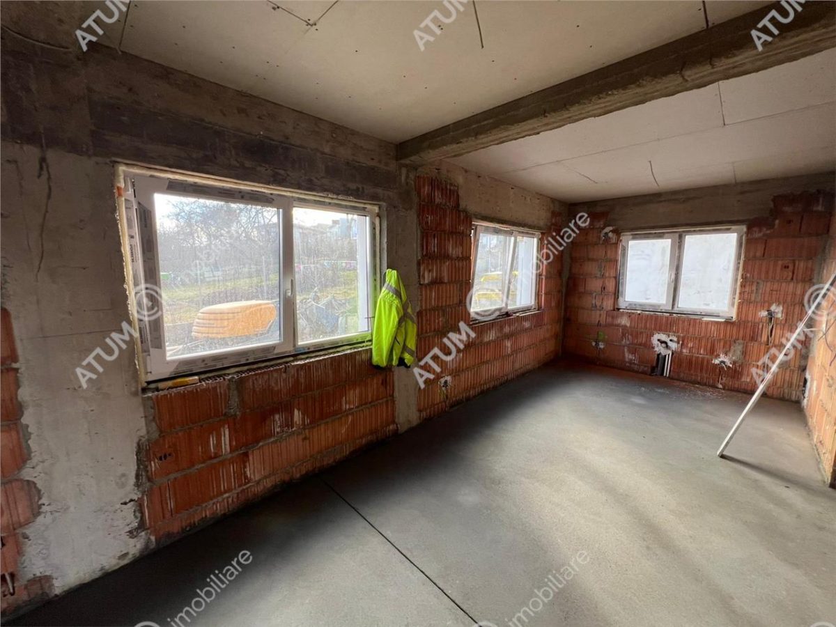 Casa individuala 4 camere 2 bai teren 300 mp zona Sura Mica Sibiu - foto 3