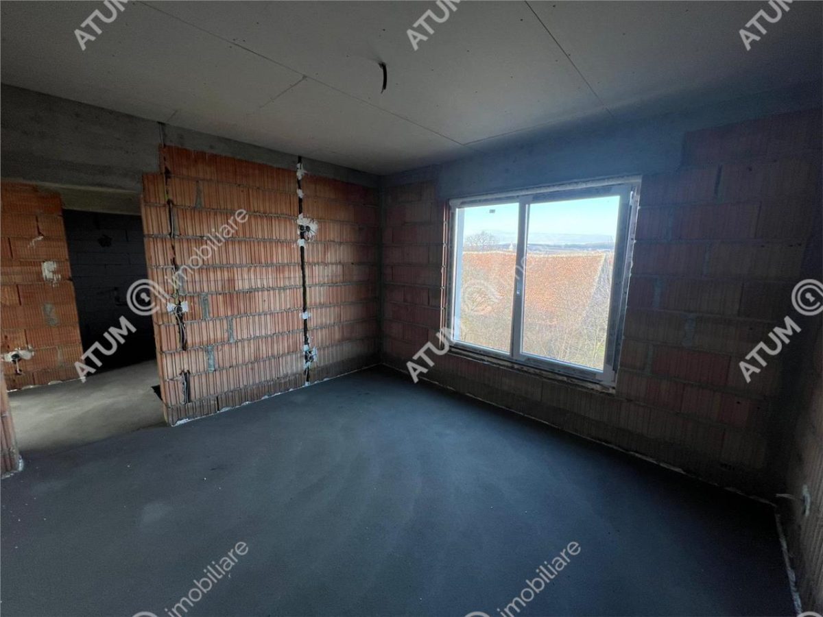 Casa individuala 4 camere 2 bai teren 300 mp zona Sura Mica Sibiu - foto 5