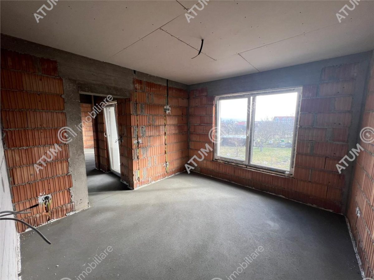 Casa individuala 4 camere 2 bai teren 300 mp zona Sura Mica Sibiu - foto 6