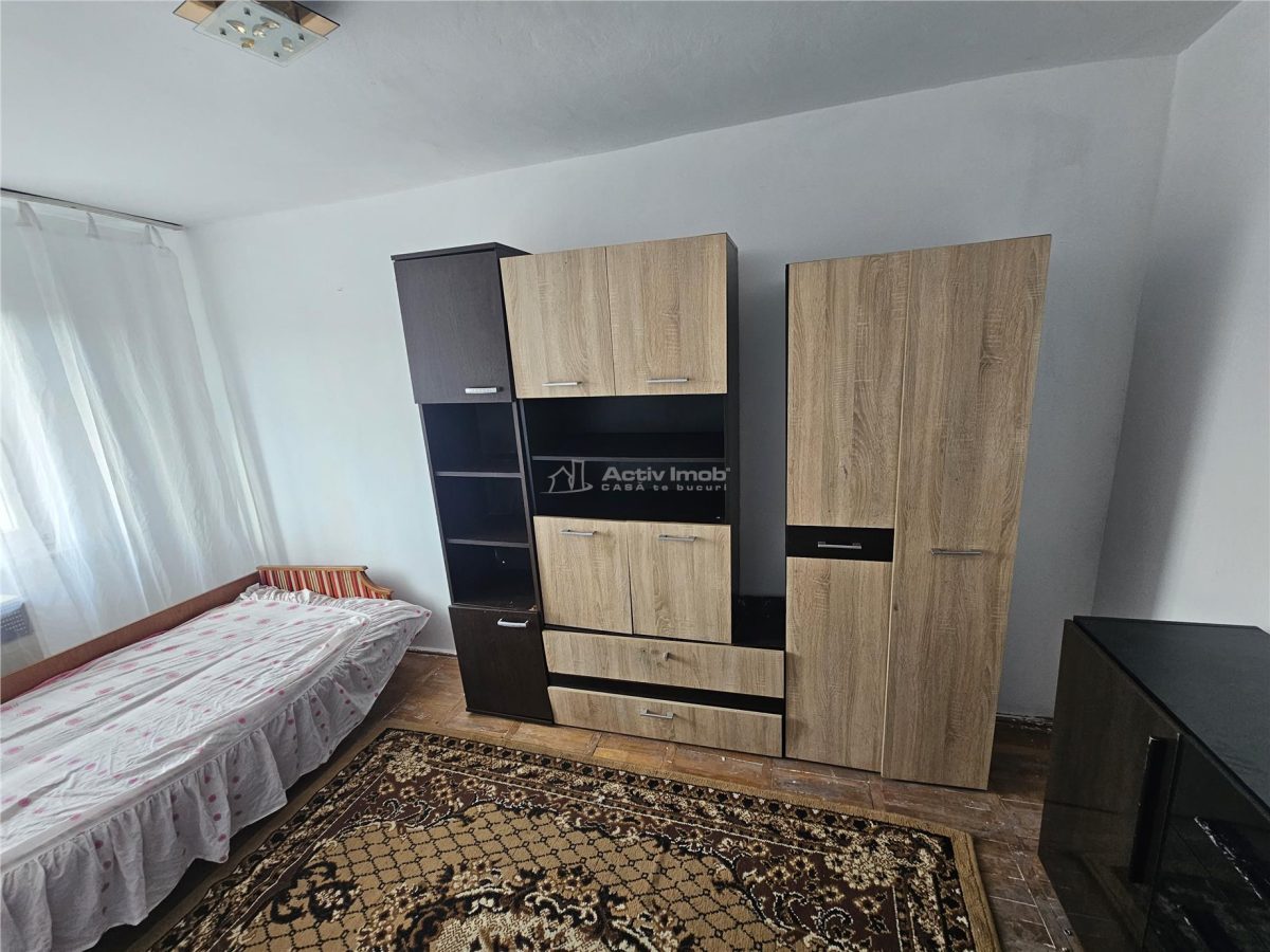 Resita, Garsoniera, Mobilata, Calea Caransebesului - foto 14