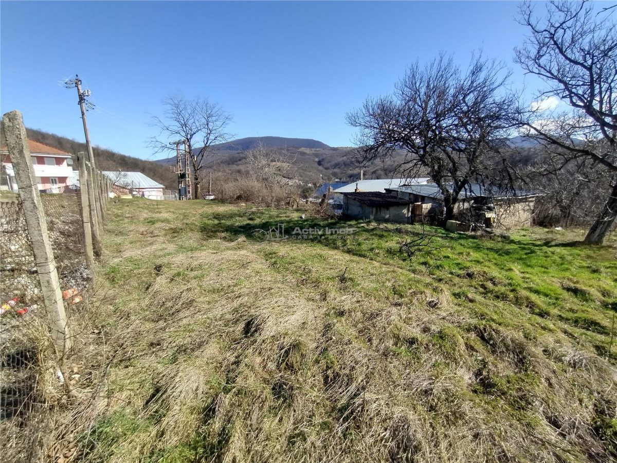 Oravita, Teren Intravilan,  3,8 Euro MP, In Oras, Usor Negociabil - foto 14