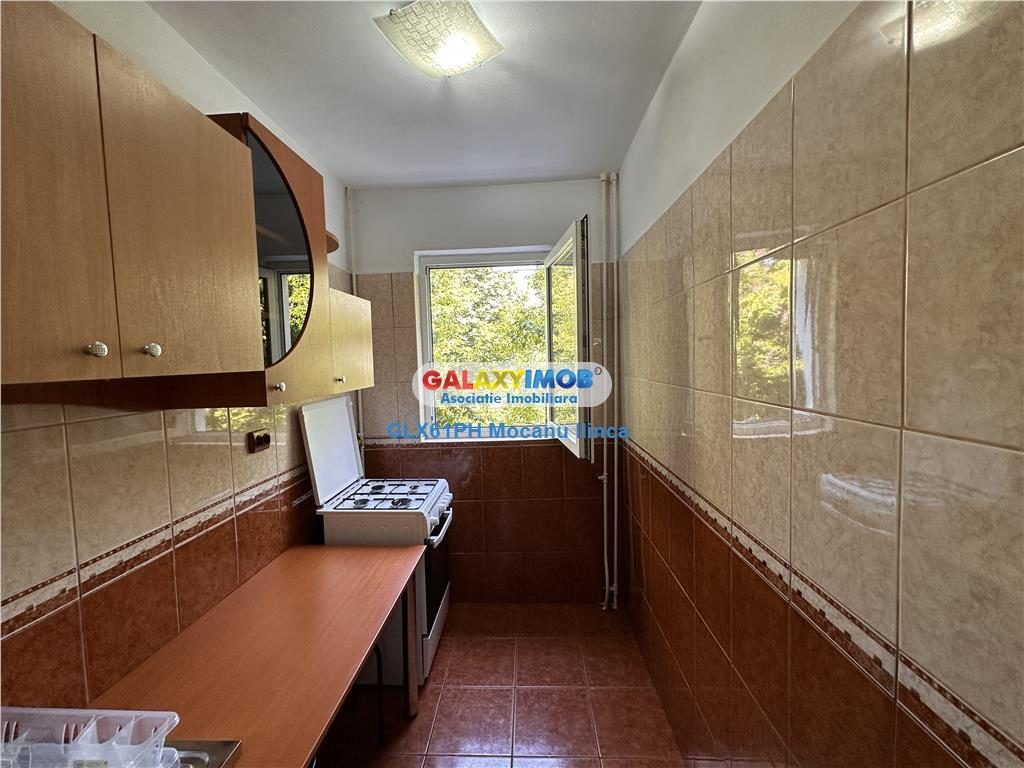 Vanzare apartament 3 camere, in Ploiesti, zona Mihai Bravu - foto 4