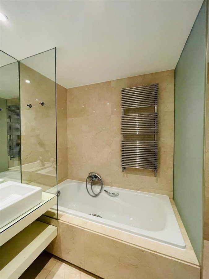 VANZARE APARTAMENT 4 CAMERE DOUA LOCURI PARCARE ZONA KISELEFF SECTOR 1 - foto 13