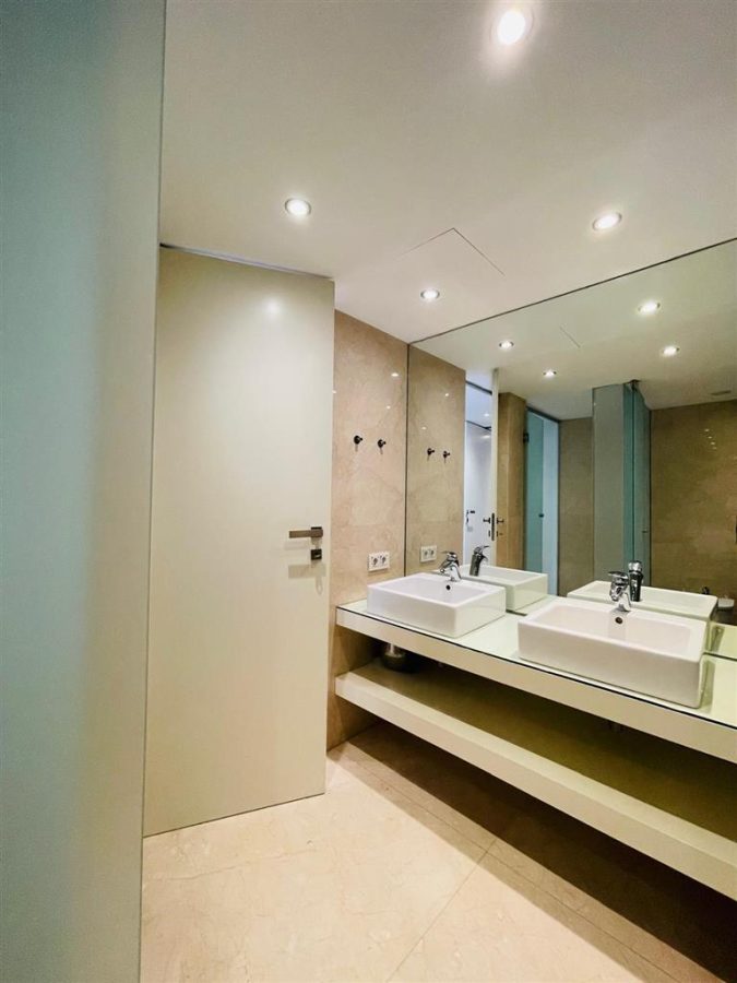 VANZARE APARTAMENT 4 CAMERE DOUA LOCURI PARCARE ZONA KISELEFF SECTOR 1 - foto 14