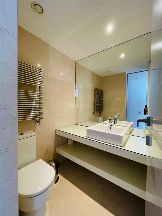 VANZARE APARTAMENT 4 CAMERE DOUA LOCURI PARCARE ZONA KISELEFF SECTOR 1 - foto 21