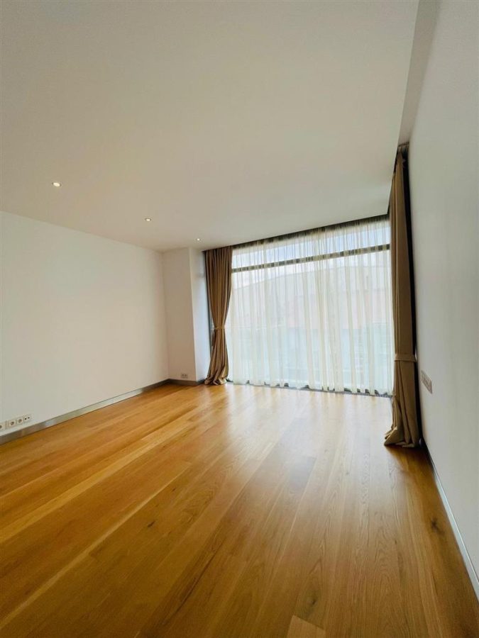 VANZARE APARTAMENT 4 CAMERE DOUA LOCURI PARCARE ZONA KISELEFF SECTOR 1 - foto 10