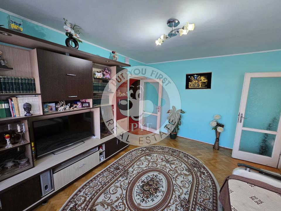 Lizeanu | 3 camere | 63mp | Semidecomandat | RS 1 | B12991 - foto 2