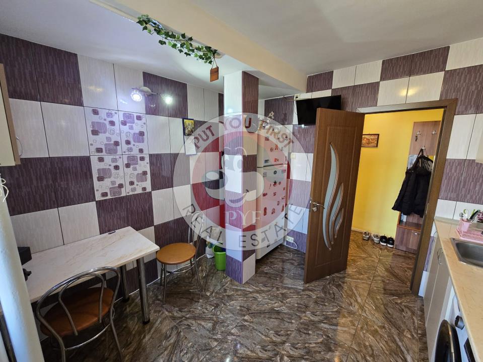 Lizeanu | 3 camere | 63mp | Semidecomandat | RS 1 | B12991 - foto 9