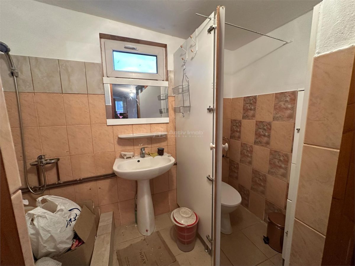 Bocsa Montana, Casa Solida + Gradina, Strada Principala - foto 21