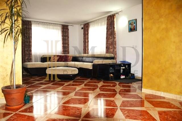 Vanzare Casa, la cheie mobilat/utilat, Branesti - 15 km de Targoviste. - foto 4