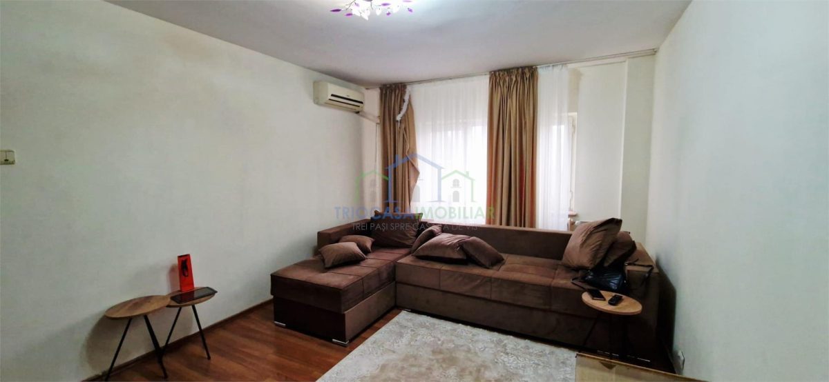 Apartament 4 camere, et. 3 din 4, zona Garii - 