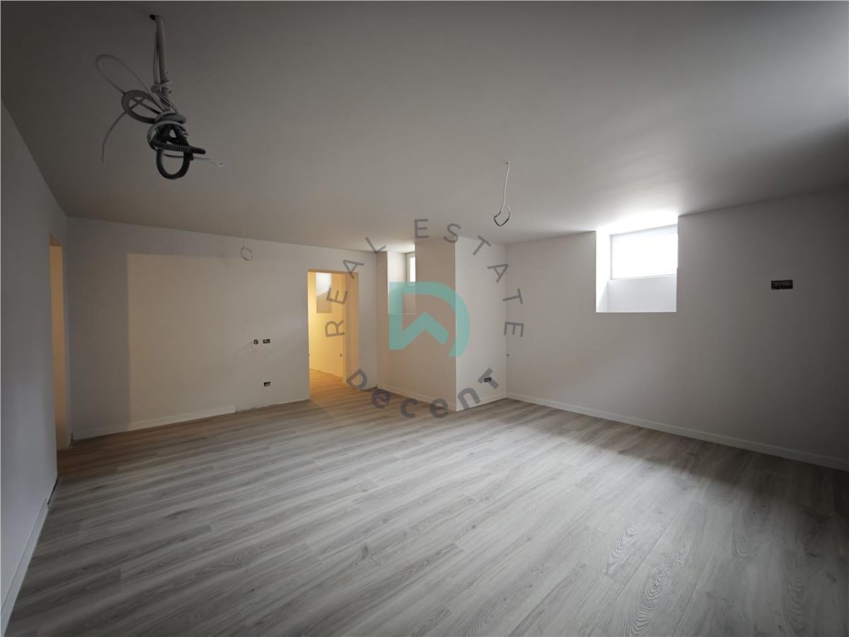 Spatiu birouri, 15 Noiembrie, 80 mp, parcare, Brasov - Brasov