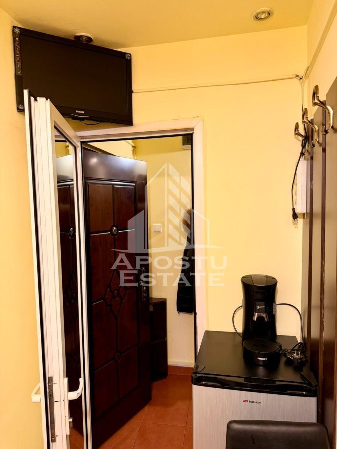 Apartament o camera, AC, decomandat, Timisoara, Aradului - foto 9