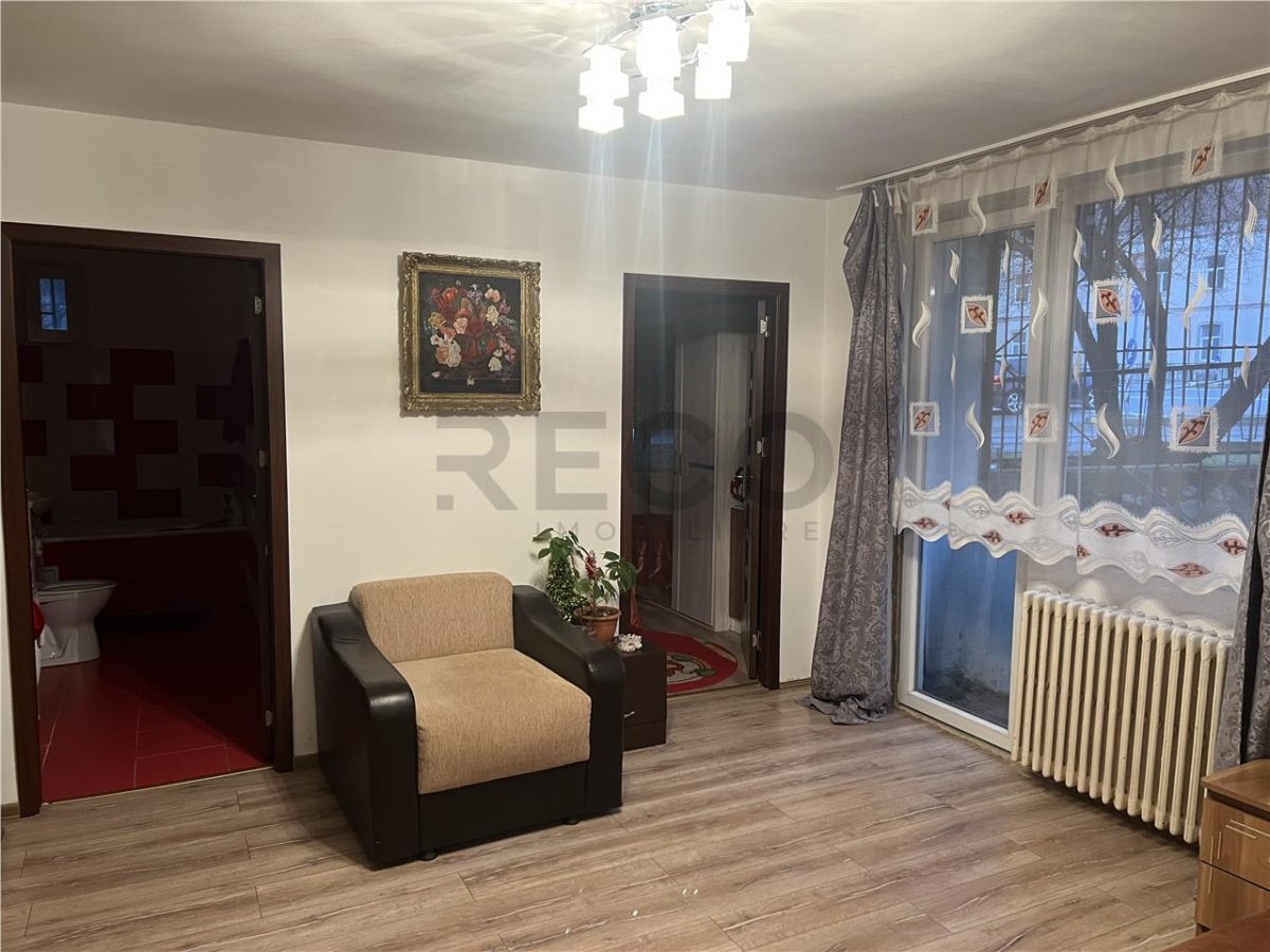 RECO Apartament 3 camere zona Olosig - foto 8