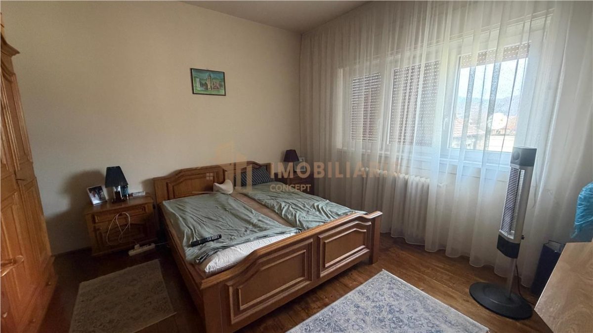 Apartament 3 camere in vila, zona Aleea Romana - foto 5