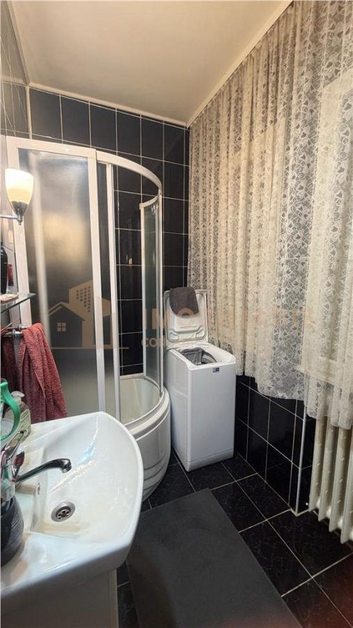 Apartament 300 mp in vila, zona Aleea Romana - foto 9