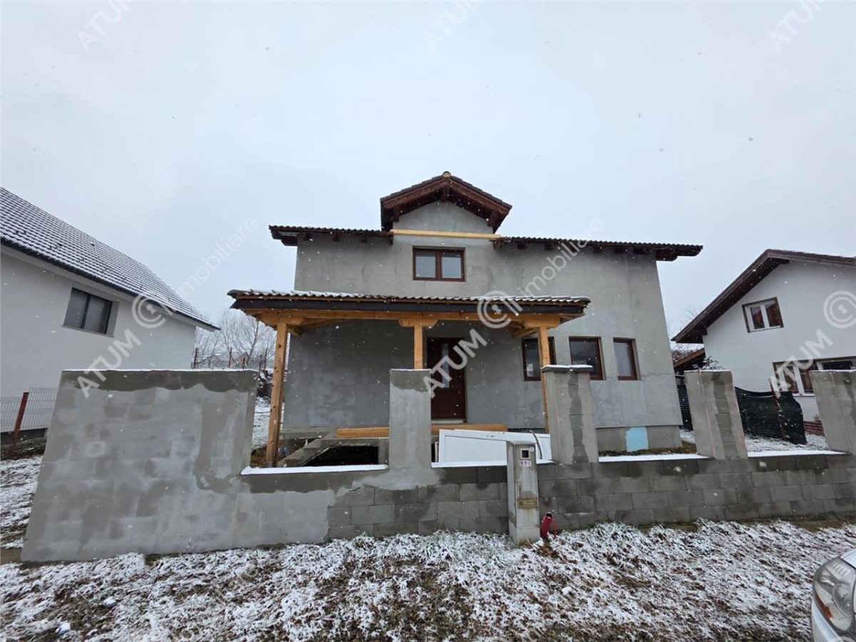 Casa cu 5 camere decomandate pe teren de 390 mp in Cisnadie Sibiu - 