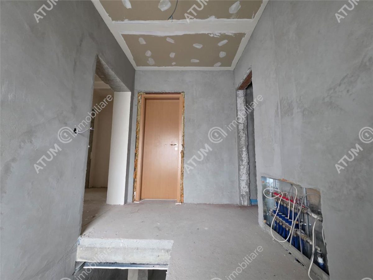 Casa cu 5 camere decomandate pe teren de 390 mp in Cisnadie Sibiu - foto 11