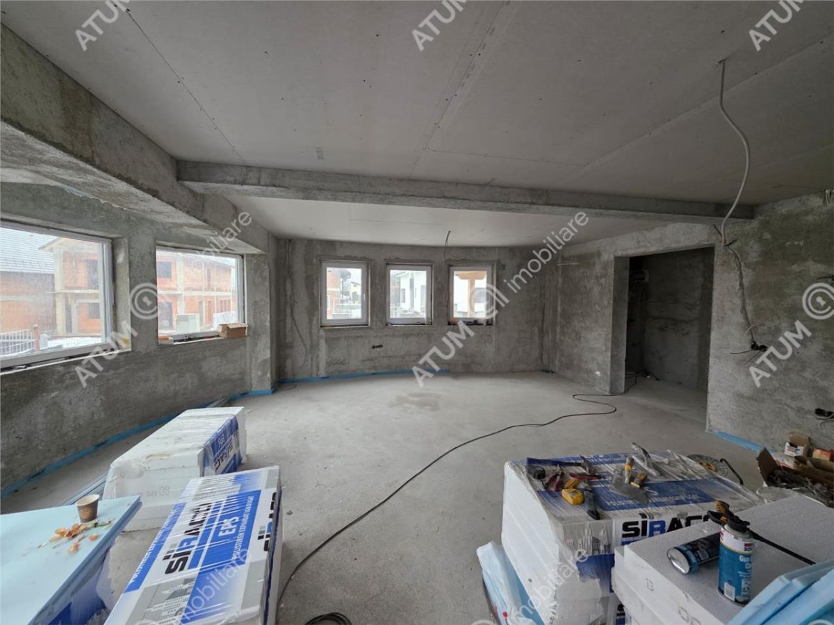 Casa cu 5 camere decomandate pe teren de 390 mp in Cisnadie Sibiu - foto 3