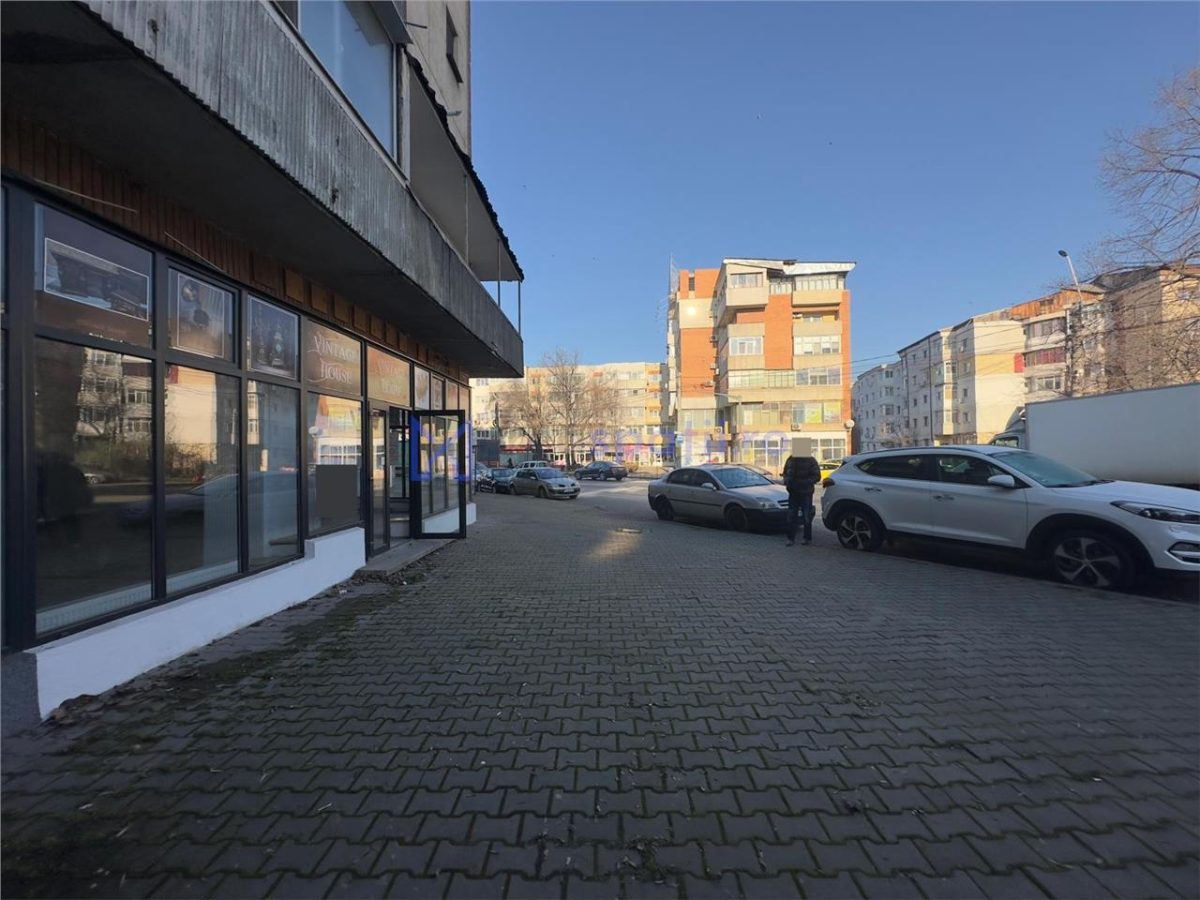 Spatiu comercial semicentru spre aeroport, 101mp - foto 12