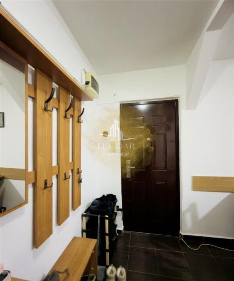 Bucovina - 4 camere, 2 bai, vedere 3 parti , etaj 2 , centrala proprie - foto 7