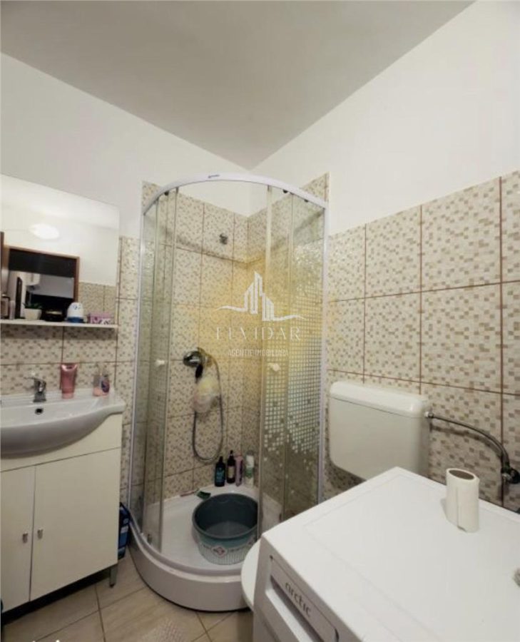 Bucovina - 4 camere, 2 bai, vedere 3 parti , etaj 2 , centrala proprie - foto 9