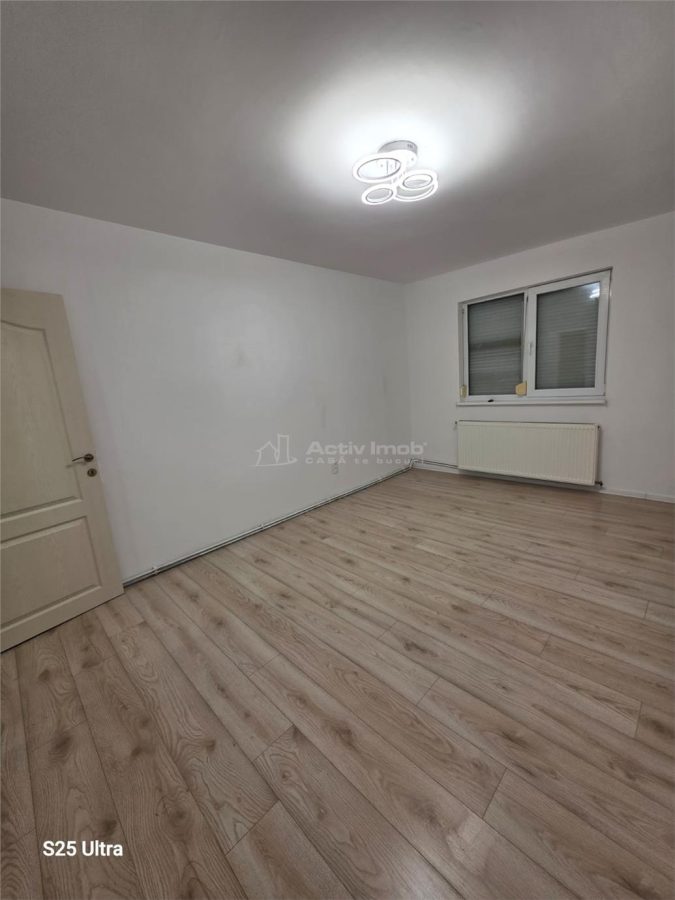 3 camere, renovat complet, etaj 4,  Micro 9 - foto 3