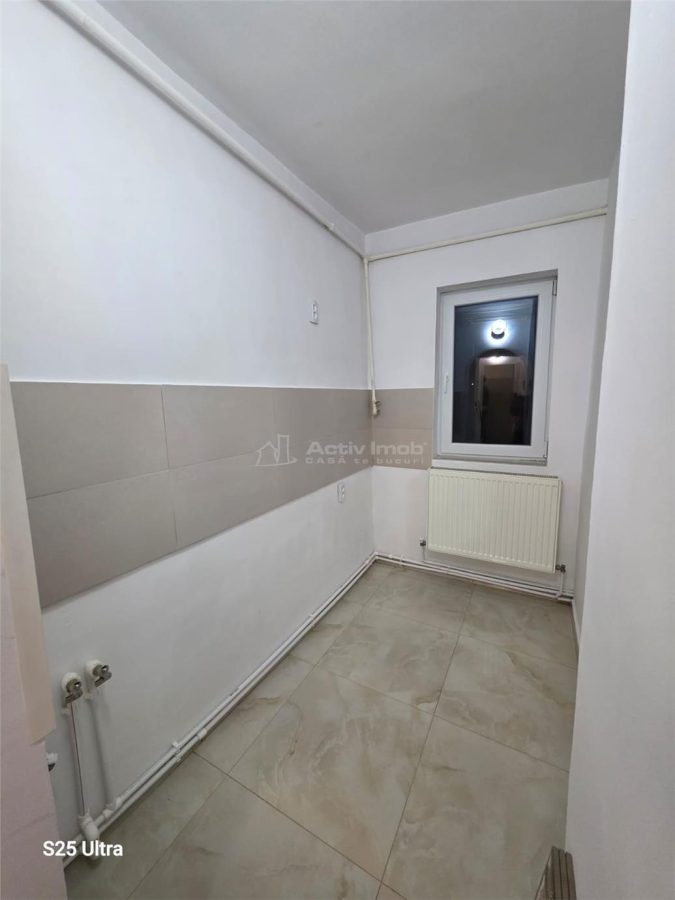 3 camere, renovat complet, etaj 4,  Micro 9 - foto 10