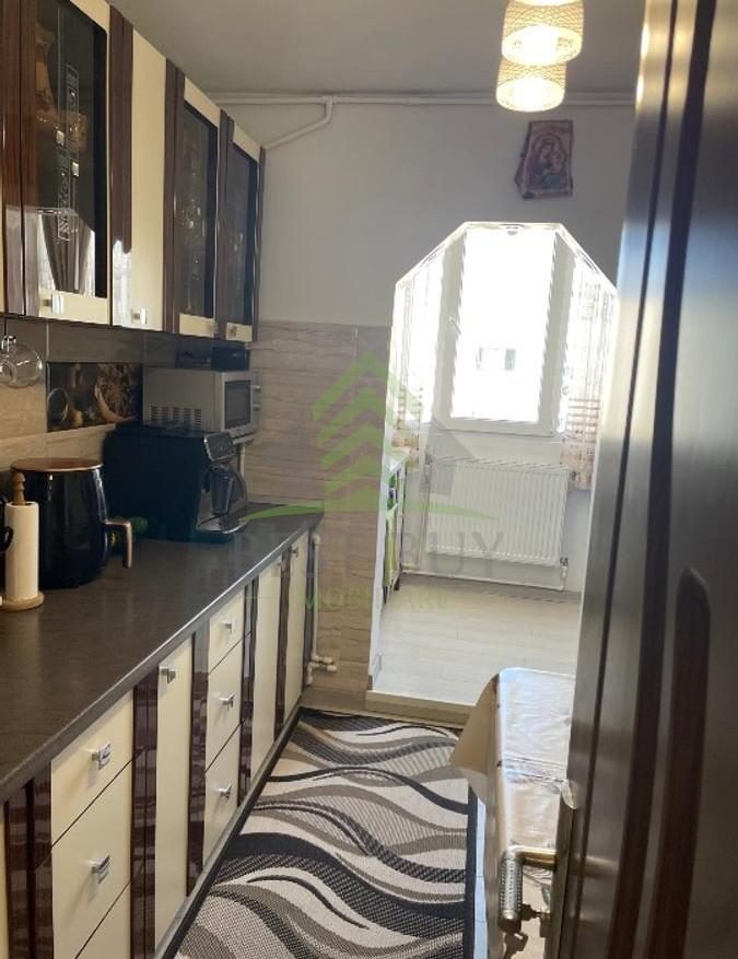 SEBASTIAN, ENE MODORAN, 68 MP ETAJ 8/8 RENOVAT COMPLET, BLOC 1983 - foto 6