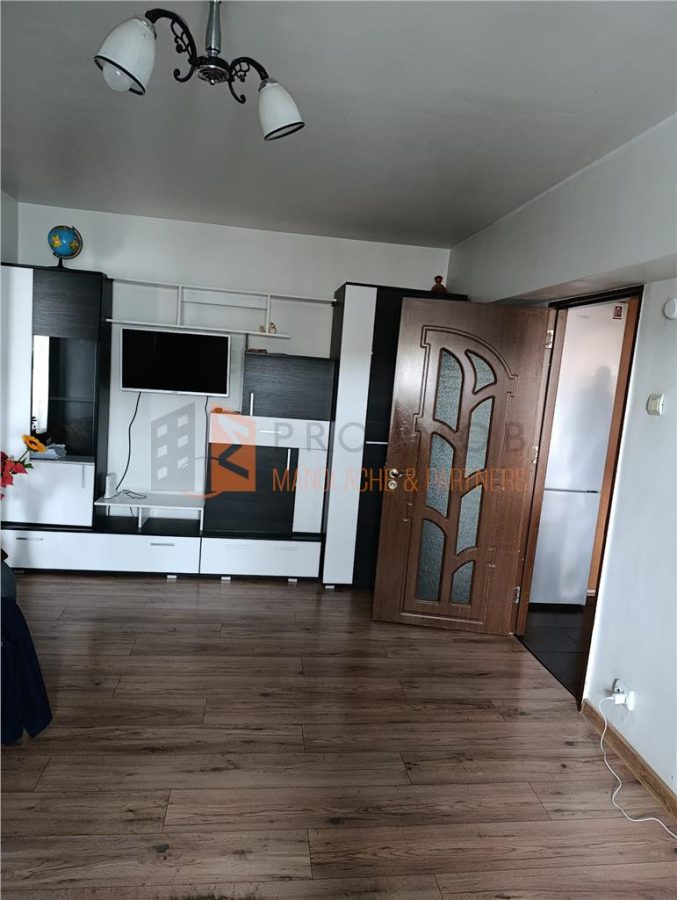 Apartament 2 camere cf 1 semidecomandat zona Unirii Sud - foto 2