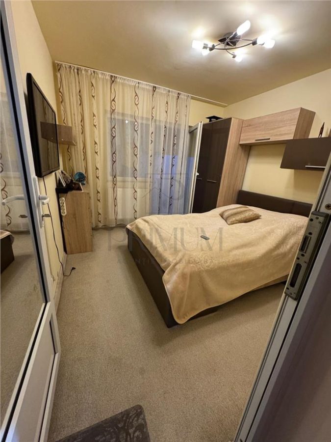 LIPOVEI | 3 CAM | DECOMANDAT | ET.1 | CENTRALA | 2 BAI | 2 BALCOANE | BOXA| - 