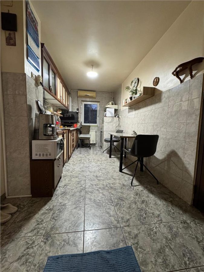 LIPOVEI | 3 CAM | DECOMANDAT | ET.1 | CENTRALA | 2 BAI | 2 BALCOANE | BOXA| - foto 3