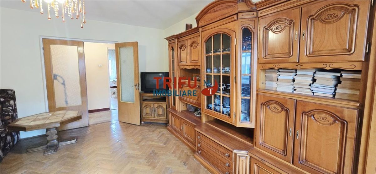 Apartament 3 Camere 71mp în zona Schit - foto 2